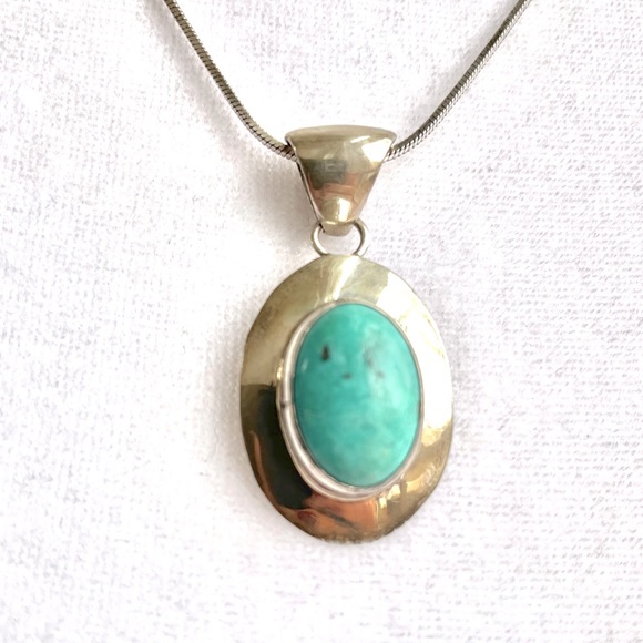 Navajo Harold Young Vintage Stamped Sterling Silver Turquoise Pendant and Chain. - Picture 1 of 10